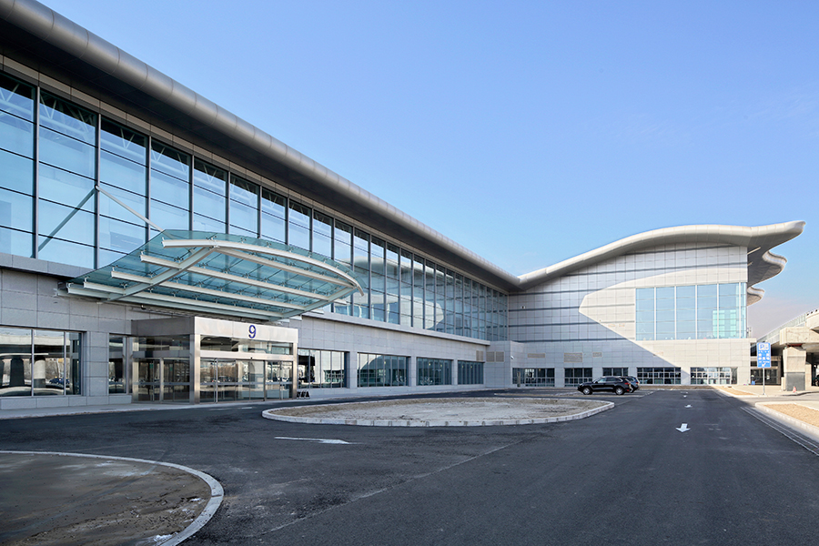 包頭機場航站區改擴建項目航站樓貴賓區精裝修工程
